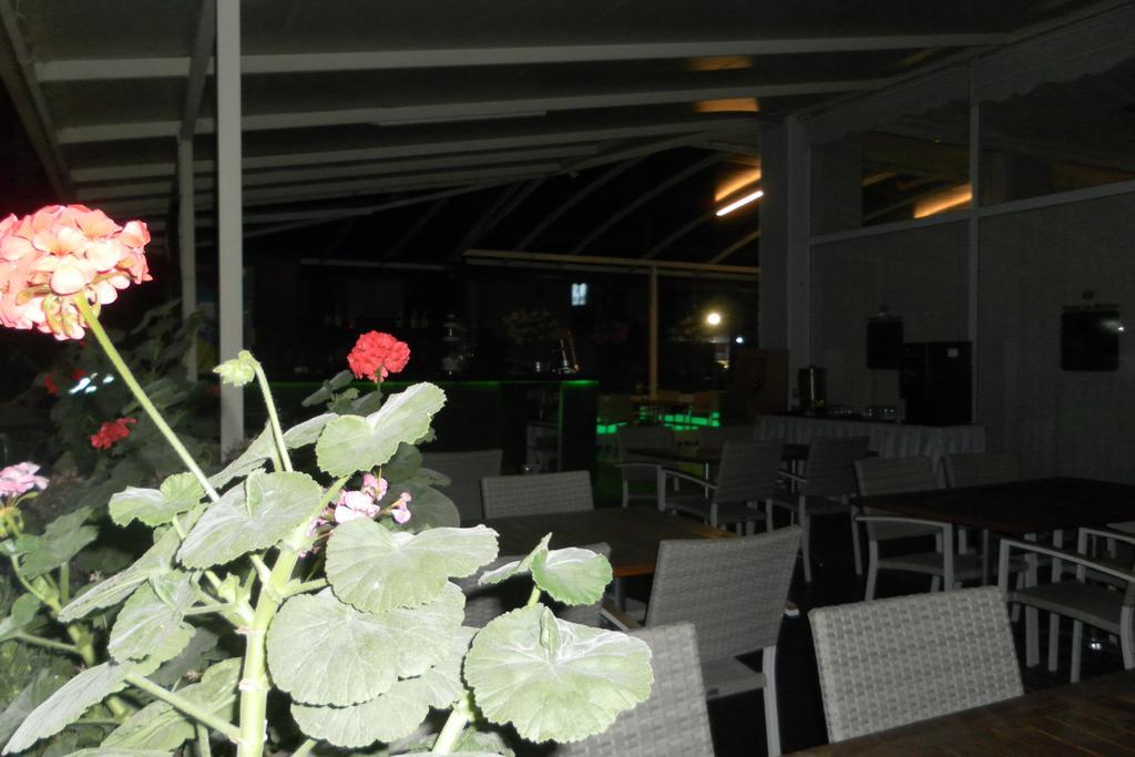 Hotel La Mosae Аланя Екстериор снимка