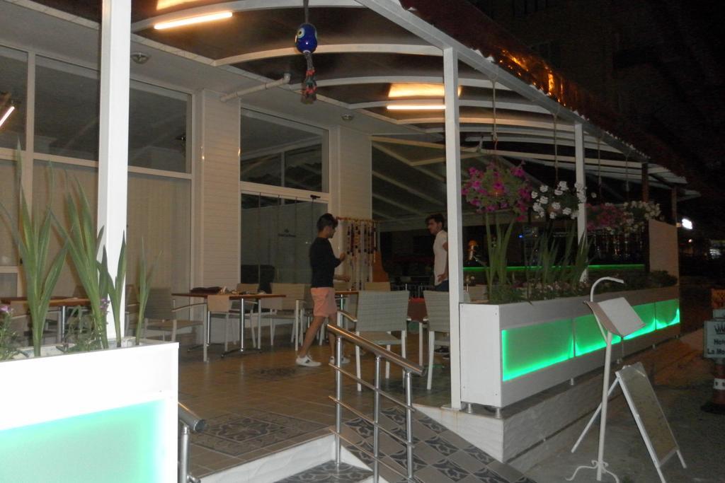 Hotel La Mosae Аланя Екстериор снимка