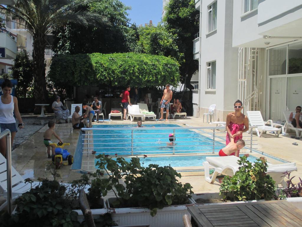 Hotel La Mosae Аланя Екстериор снимка